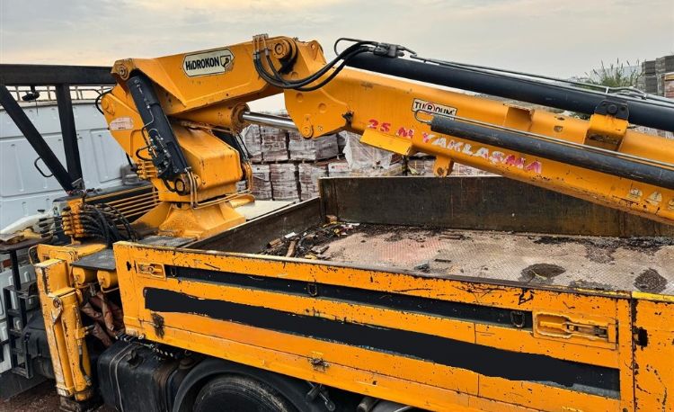 Satılık 16 Tonluk Hidrokon Vinç Kramiyerli Vinç Elektrikçi Hurdacı Vinci