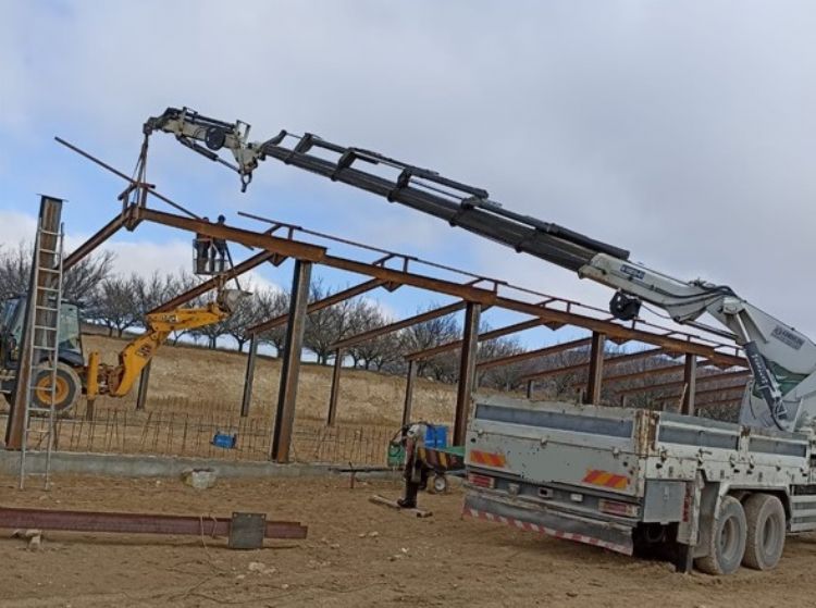 Satılık 2.el 35 Tonluk Çift Kırma Vinç Kardelen Vinç