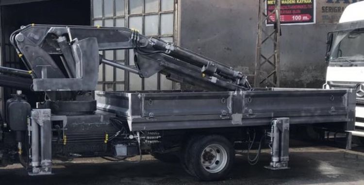 Satılık Sıfır Yeni 8 Tonluk Vinç Yana Katlanır Vinç Konya Satılık Vinçler