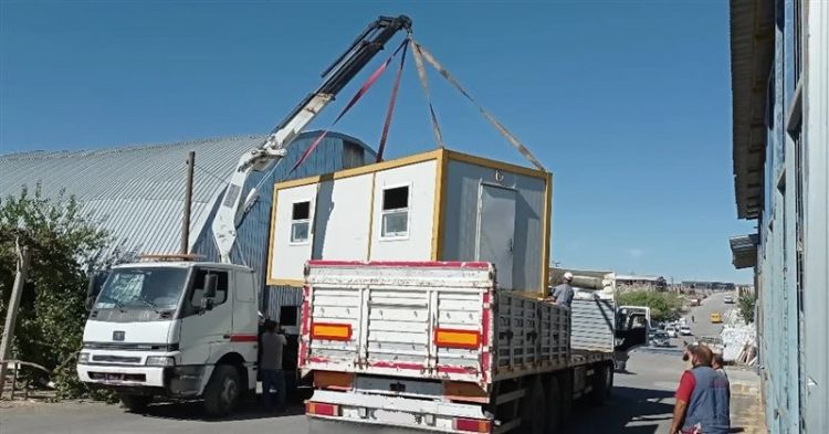 Satılık 8 Tonluk Vinç Tam Katlanır Kayarkasalı Vinç