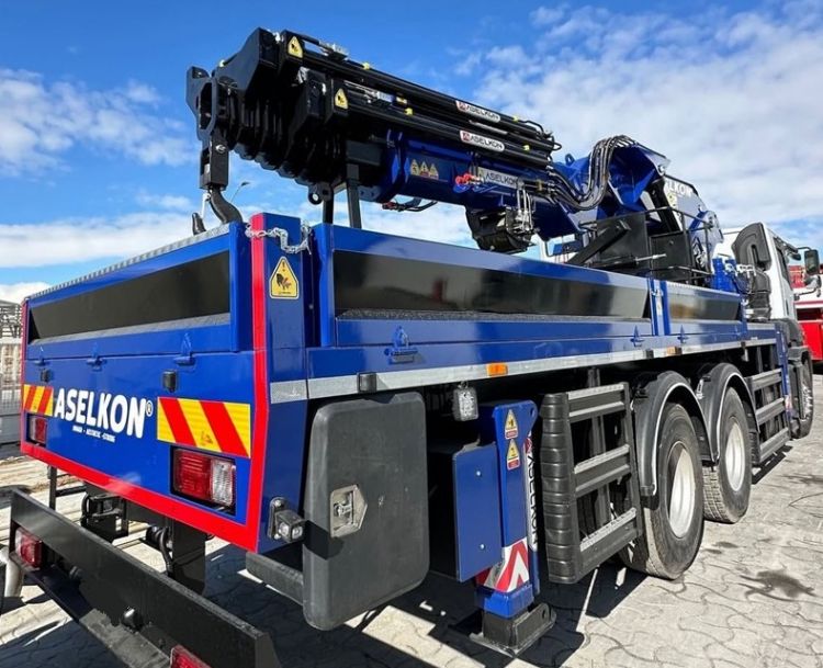 Satılık Sıfır Ayarında Vinç 35 Tonluk Tek Kırma Vinç