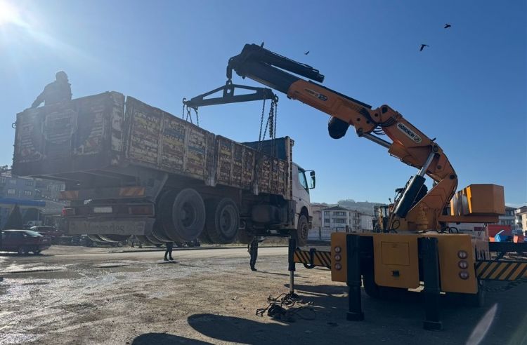 Satılık Hidrokon 40 Tonluk Vinç Çift Kırma Fiyatı Uygun Vinç