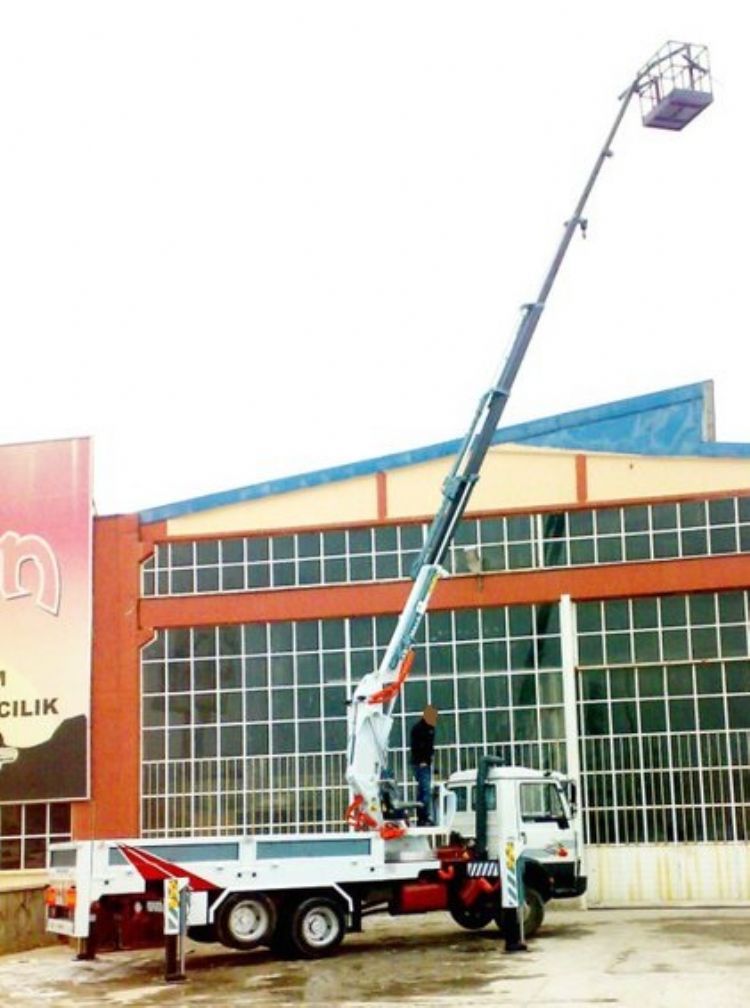 Satılık Sıfır Yeni 8 Tonluk Vinç Yana Katlanır Vinç Konya Satılık Vinçler