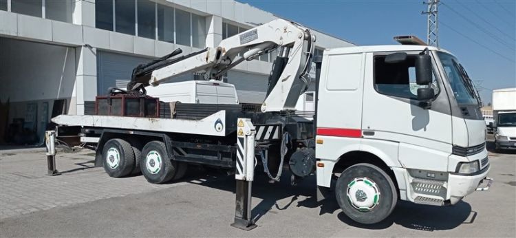 Satılık 8 Tonluk Vinç Tam Katlanır Kayarkasalı Vinç